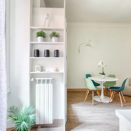 Fara 33 Cozy Flat In District Διαμέρισμα *
